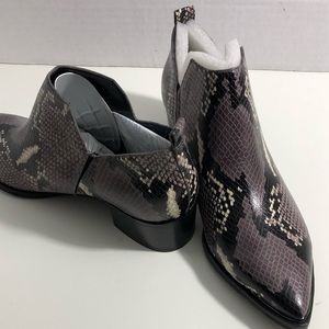 Marc Fisher LTD multi color leather boots